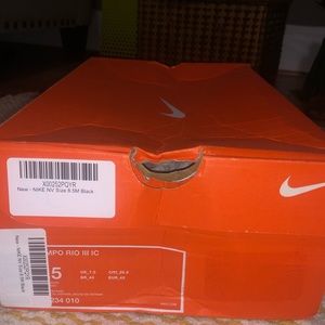 8.5 (Men’s) Nike Tiempo Rio III IC Indoor Soccer Shoes